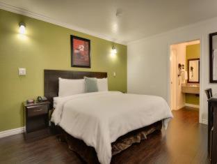 Vagabond Inn San Pedro Лос Анджелис Стая снимка